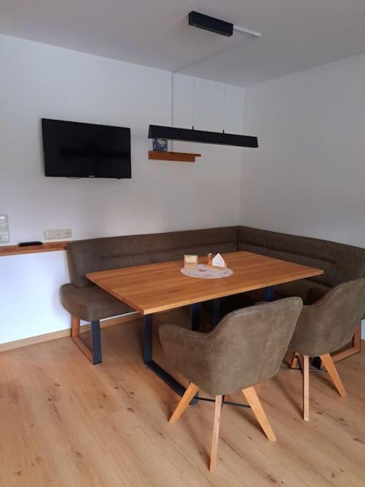 לאוגנג Ferienwohnung Schwarzbach חדר תמונה